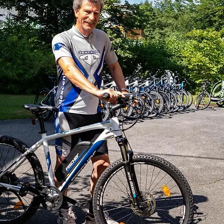 酒店 Rad- Und Ariell 3*